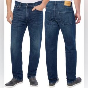 Calvin Klein Men's Slim Straight Jean